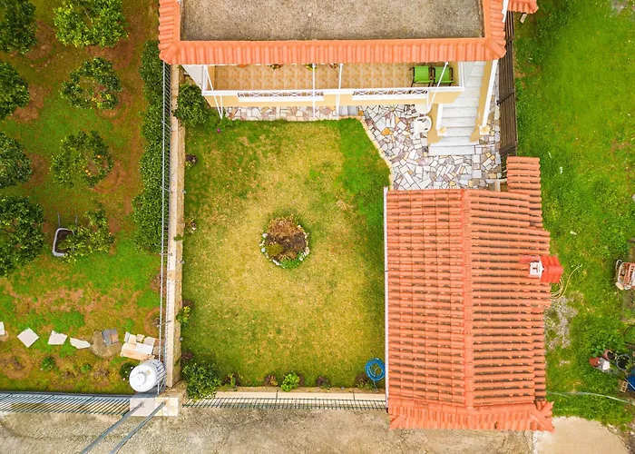 Valeria Villa Magoula (Evia)