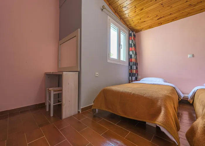 Valeria Villa Magoula (Evia)